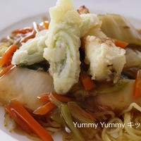 ちくわと白ネギの天ぷらのせ☆あんかけ焼きそば♪