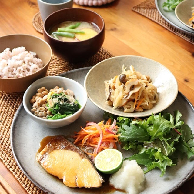 ぶりの照り焼き・プレート。