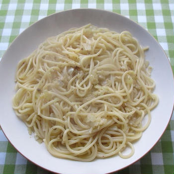 アンチョビとタマネギのスパゲッティ【Anchovy and Onion Spaghetti】