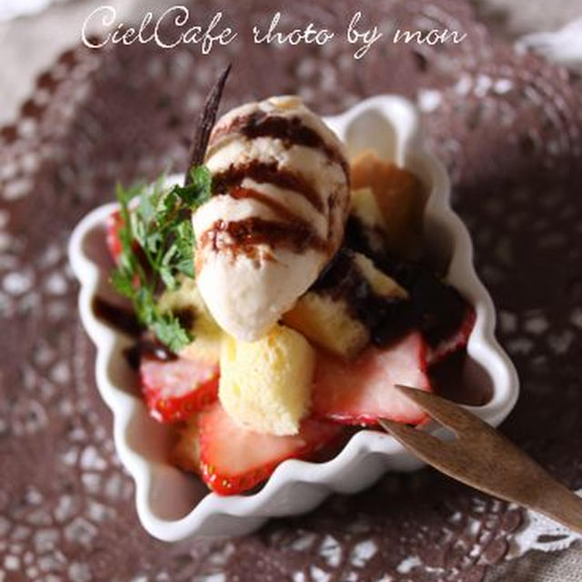 市販のシフォンケーキで簡単トライフル By Monさん レシピブログ 料理ブログのレシピ満載