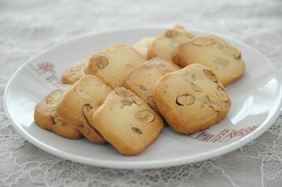 素焼きナッツのさくさくクッキー