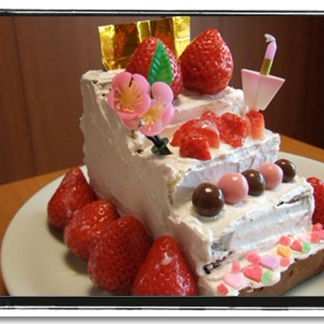 雛祭りケーキに挑戦★ピンク色の生クリーム