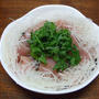 すっとこどっこいの旅立ちとマグロ丼
