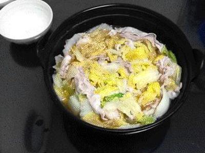 白菜と豚ばら肉のごま油鍋