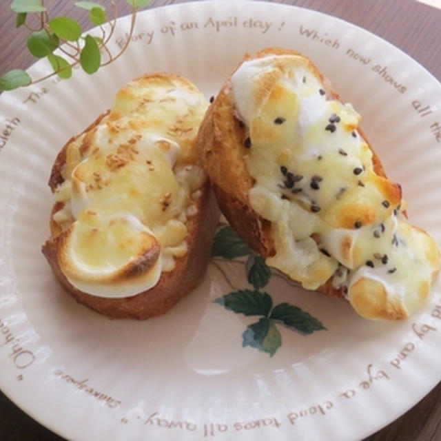 ごま香るマシュマロ・チーズトースト