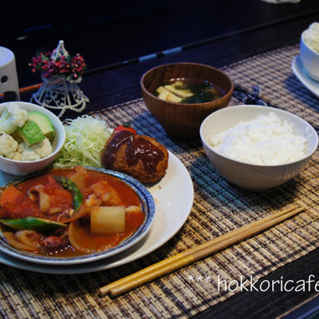 （夕飯）　ひいかのトマト煮込みとオレンジゼリー