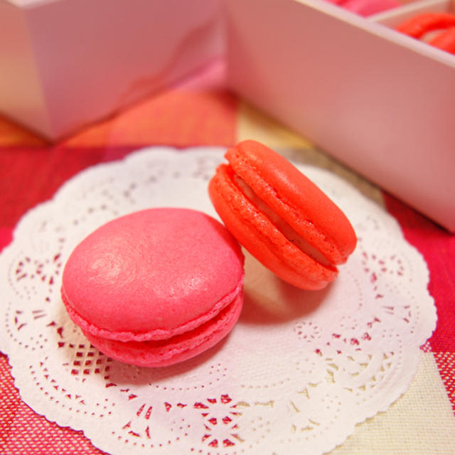 バニラビーンズたっぷり★ストロベリー香るガナッシュマカロン　Macaroon with ganache mixed vanilla beans　-Recipe No.1497-