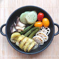 トースターで簡単野菜づくしの豪華アヒージョ（なす、レンコン、オクラ、ミニトマト、にんにく、エリンギ）