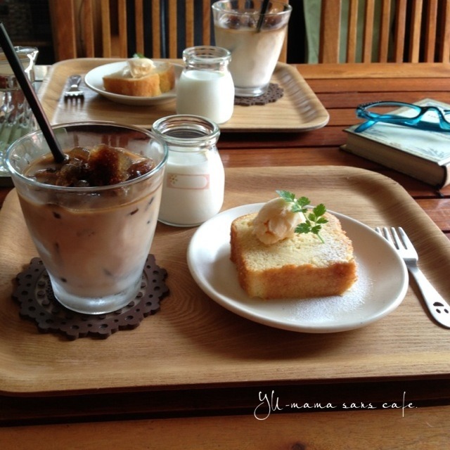 氷コーヒー♡ 〜ミスド好き カスタードケーキでおやつTime！