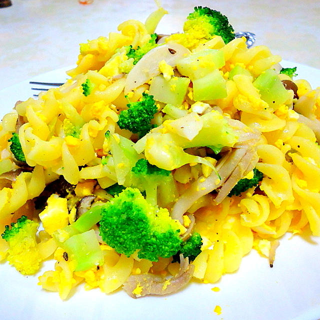 レンジで簡単 温野菜サラダレシピ ブロッコリーのパスタサラダ By アレックスさん レシピブログ 料理ブログのレシピ満載