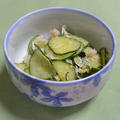 「わかめスープ」でわかめと蟹と胡瓜の中華風和え物