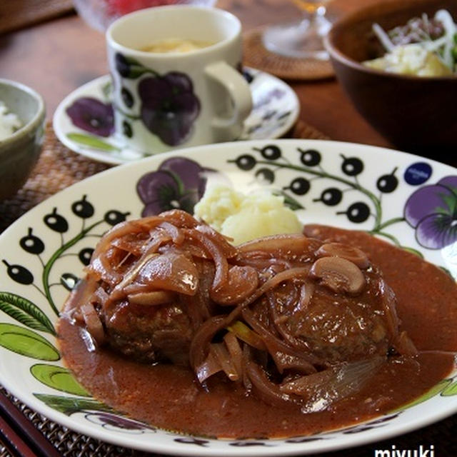 牛もも塊肉で煮込みハンバーグ By Miyukiさん レシピブログ 料理ブログのレシピ満載