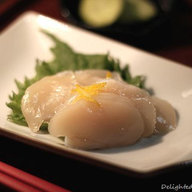 海の精「うましお」でホタテの昆布じめ風