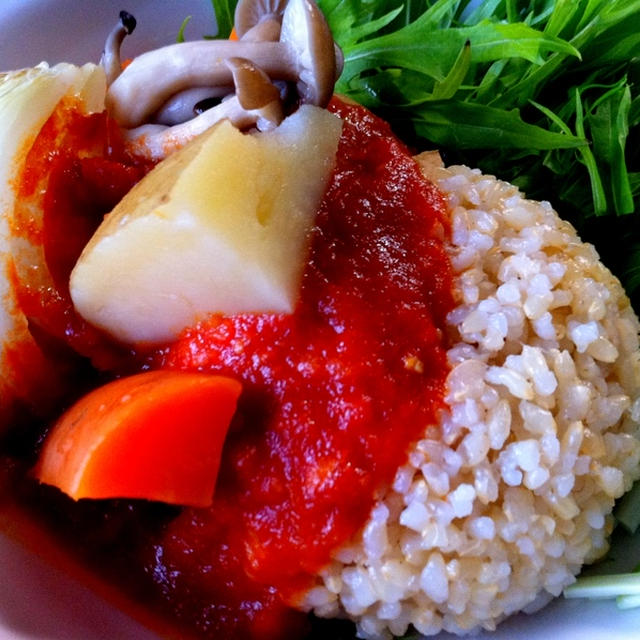 玄米の温野菜トマトソース