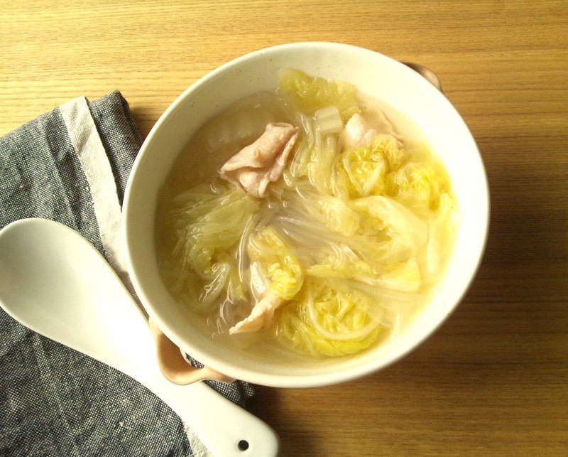 ピェンロー風　白菜と春雨のスープ