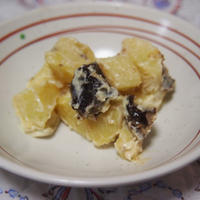 さつまいもとプルーンのサラダ