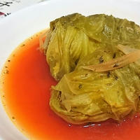 ボルシチ風ロールキャベツ。