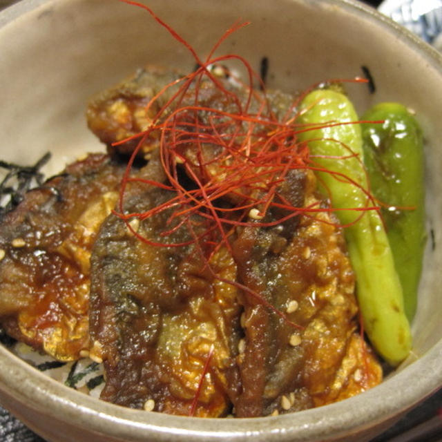 アジのかば焼き丼