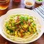 冷凍うどんを使えばお手軽さアップ！！豆腐たっぷりでヘルシー感とボリューム感もアップ★カレーパウダーでスパイシー！！！食欲が落ち気味の暑い日でもパクパク食べれちゃう♪夏のランチにぴったり！！「豆腐入りゴーヤそぼろde汁なしスパイシー和えうどん」【レシピ1885】【スパイス大使】