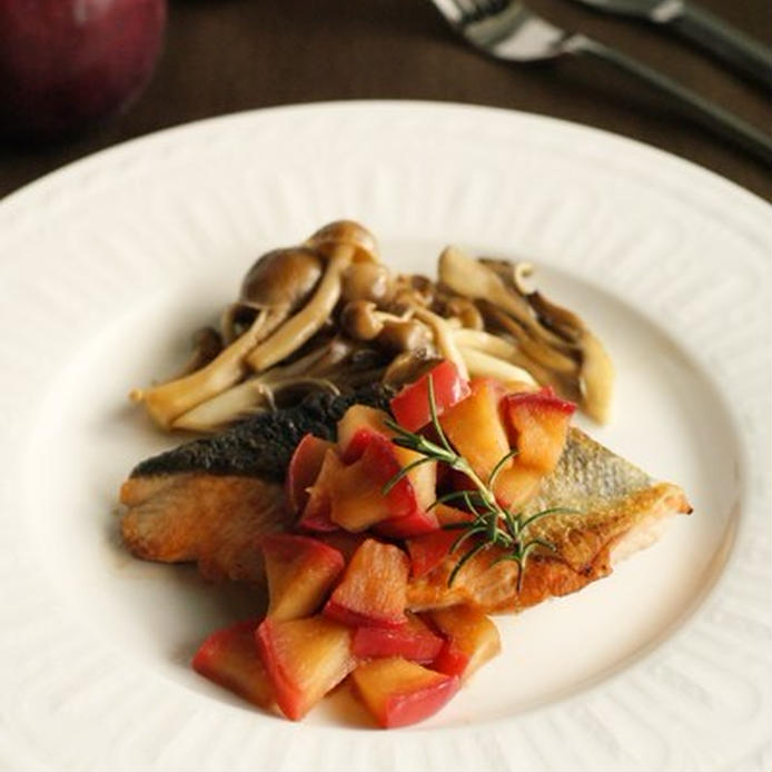 秋鮭 を味わう人気レシピ25選 焼き物から炒め物 ご飯まで Macaroni