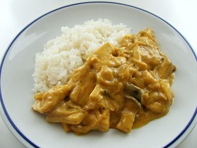 エリンギと鶏肉のまろやかクリームカレー