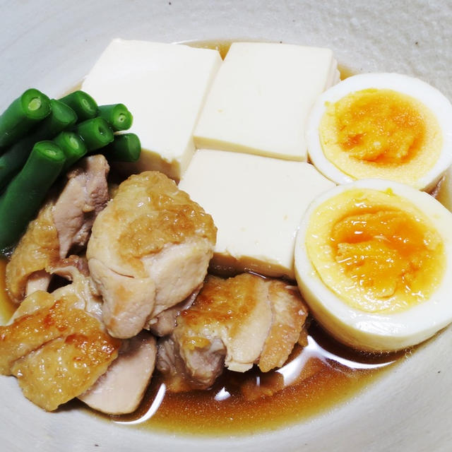 鶏豆腐とゆで卵のさっと煮