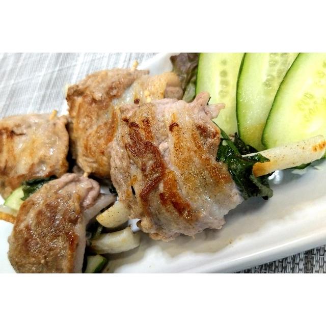 豚肉でズッキーニとちくわを巻きました！ズッキーニとちくわの豚巻き★