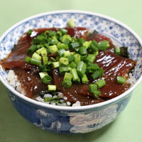 鰹の漬け丼