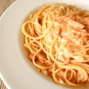 サーモンのトマトクリームパスタ