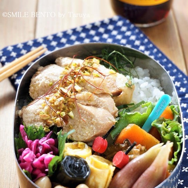 さっぱり鶏チャーシューでのっけ弁当