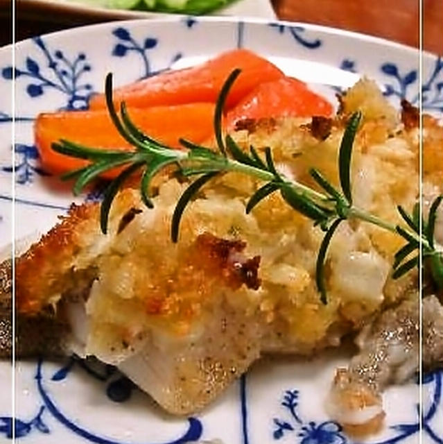 白身魚のオニオンガーリックパン粉焼き