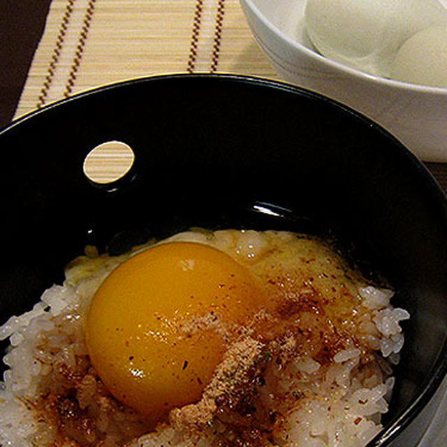 椒房庵のお品とアローカナの卵かけご飯