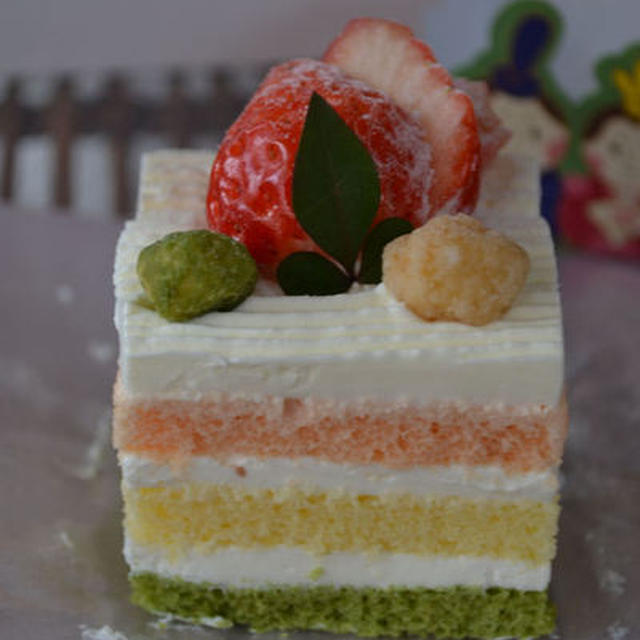 ひなまつり★3色スポンジのひなケーキ