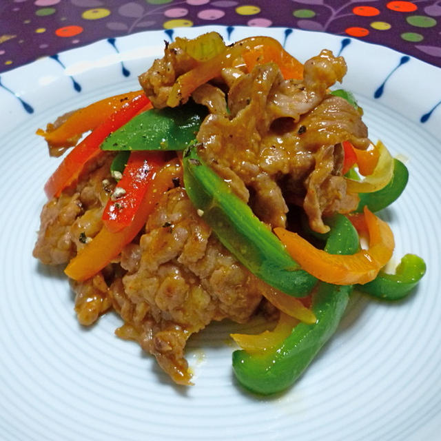 豚肉とパプリカの味噌炒め