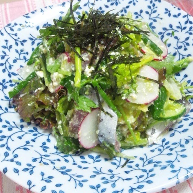 秋刀魚とカッテージチーズの山椒風味サラダ