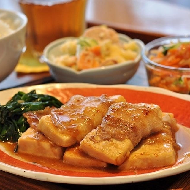 豚バラ巻き豆腐♪にんにく甘辛煮