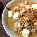 本場の味を日本風に。麻婆豆腐鶏はスープまで旨み浸透。（糖質9.8g）