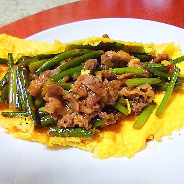 	 ニンニクの芽を使ったおかず 「牛肉と大蒜の芽の炒め物」