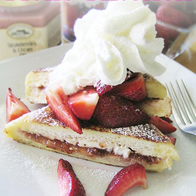 ストロベリーチーズケーキフレンチトースト