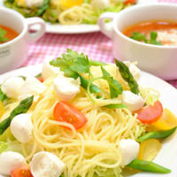 モッツァレラチーズと アスパラの つけスパゲティー ☆