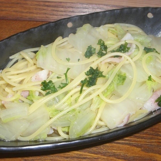 白菜とベーコンのスープパスタ
