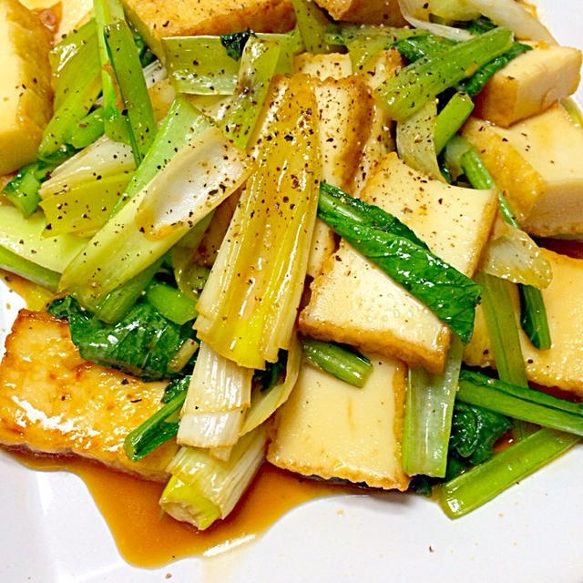 小松菜と絹揚げ豆腐のオイスターソース炒め