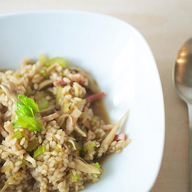 Risotto champignon, lardon, céleri et petit passage à Naoshima＊セロリリゾットと直島