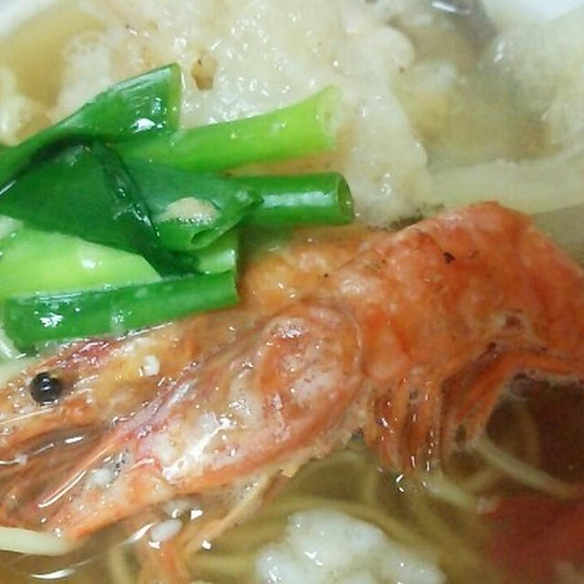 甘海老でラーメンと海の中のリダ