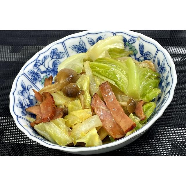 おつまみが欲しくて作りました！！焼豚とキャベツのマヨポン炒め★