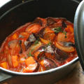 Staub鍋でおいしく、お野菜たっぷり簡単ラタトゥイユ