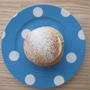 アーモンドペースト入りの菓子パン：セムラ