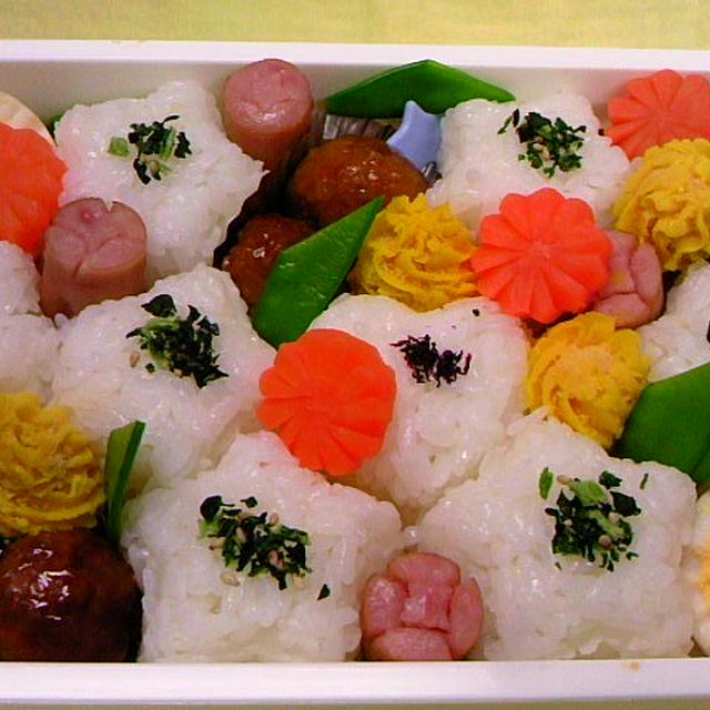 お花畑弁当（かぼちゃのマッシュ）