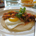 メキシコ 朝食にフエボス ランチェロス