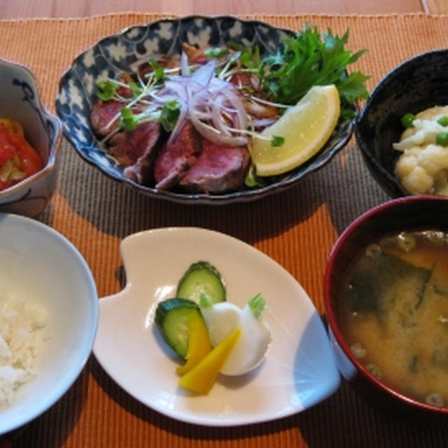 牛肉のたたきとナスとトマトの花椒炒め